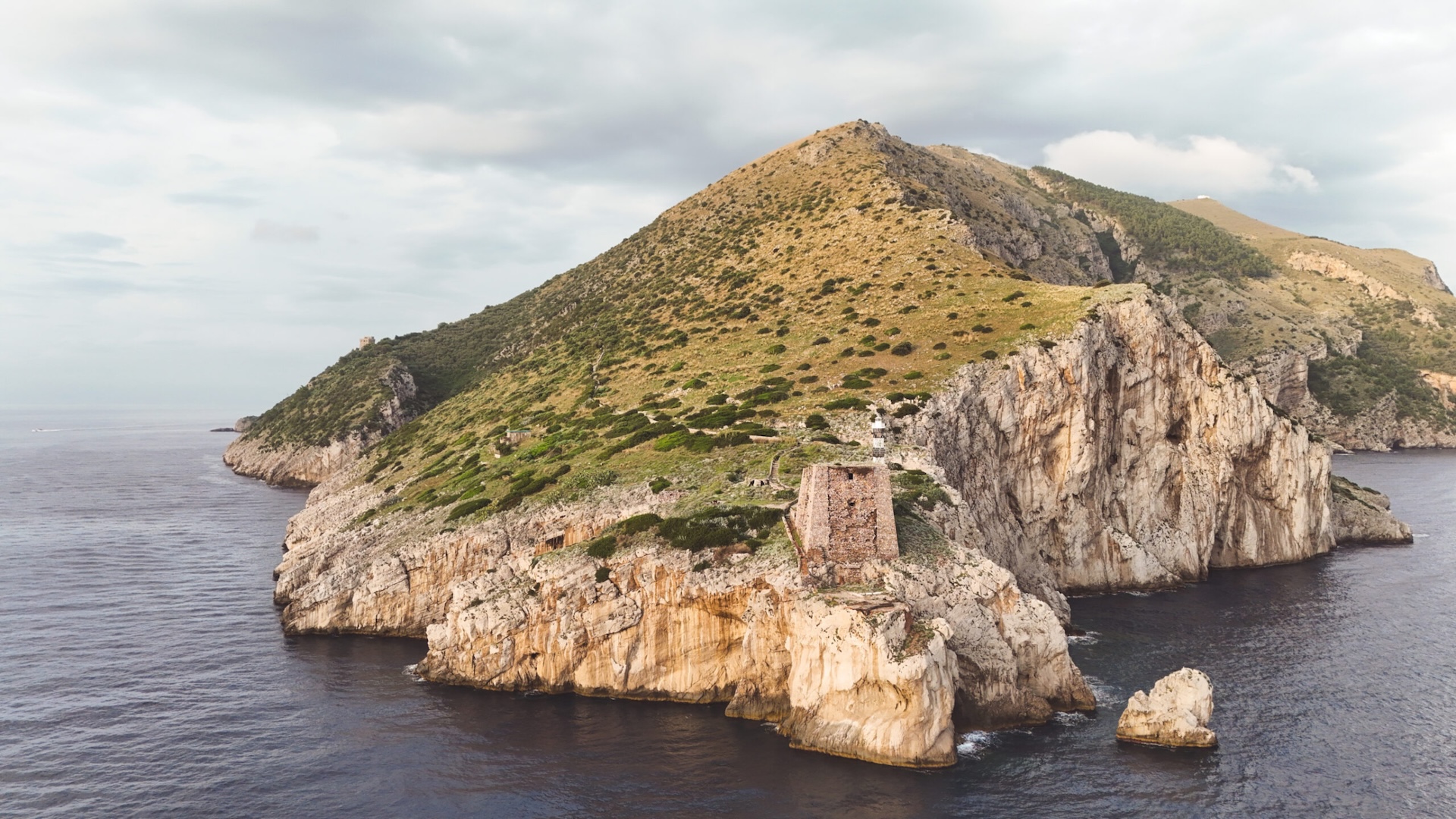 Punta Campanella Guided Trekking