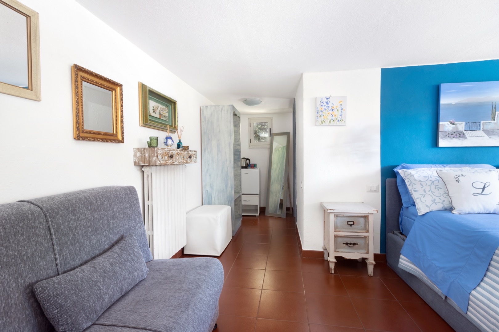 Attic Room - Image 5